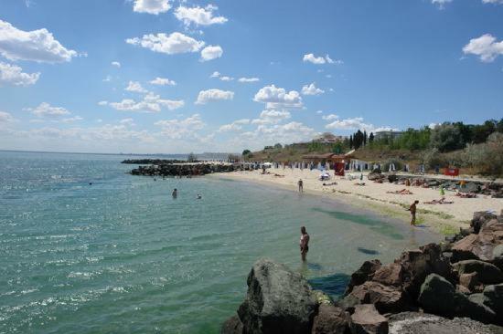 Apartment Rutland Beach Равда Екстер'єр фото